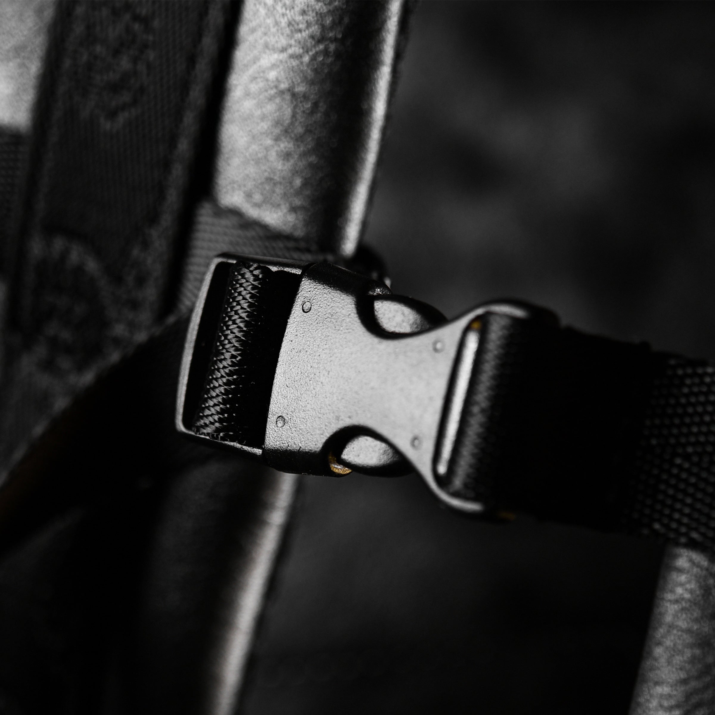 Red-crowned Crane-Heavy-duty Embroidered Large Capacity Laptop Backpack